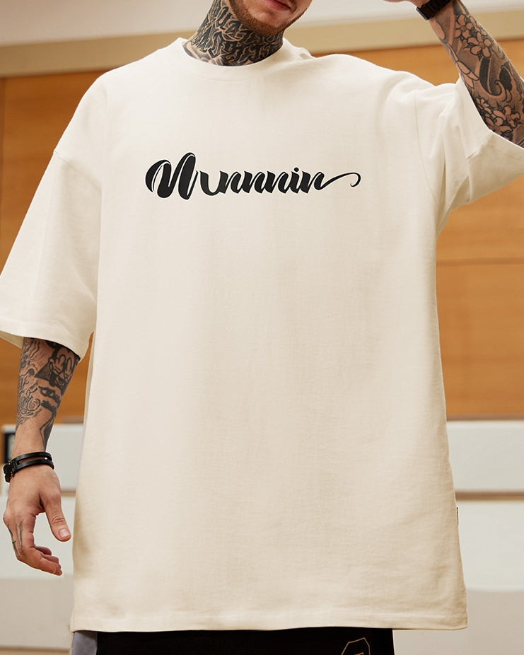 カリグラフィロゴフロント半袖Tシャツ U2138