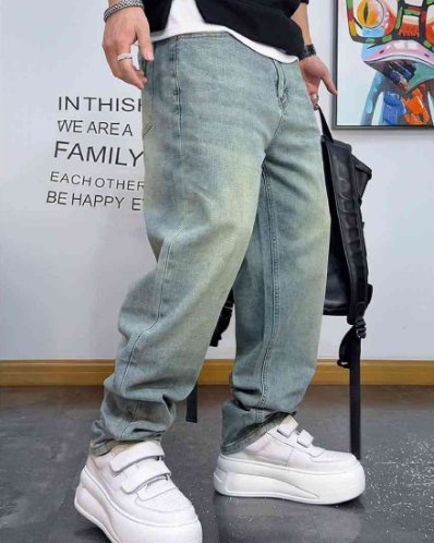 【OUTLET/即納】ライトウォッシュストレートデニムパンツ U2058