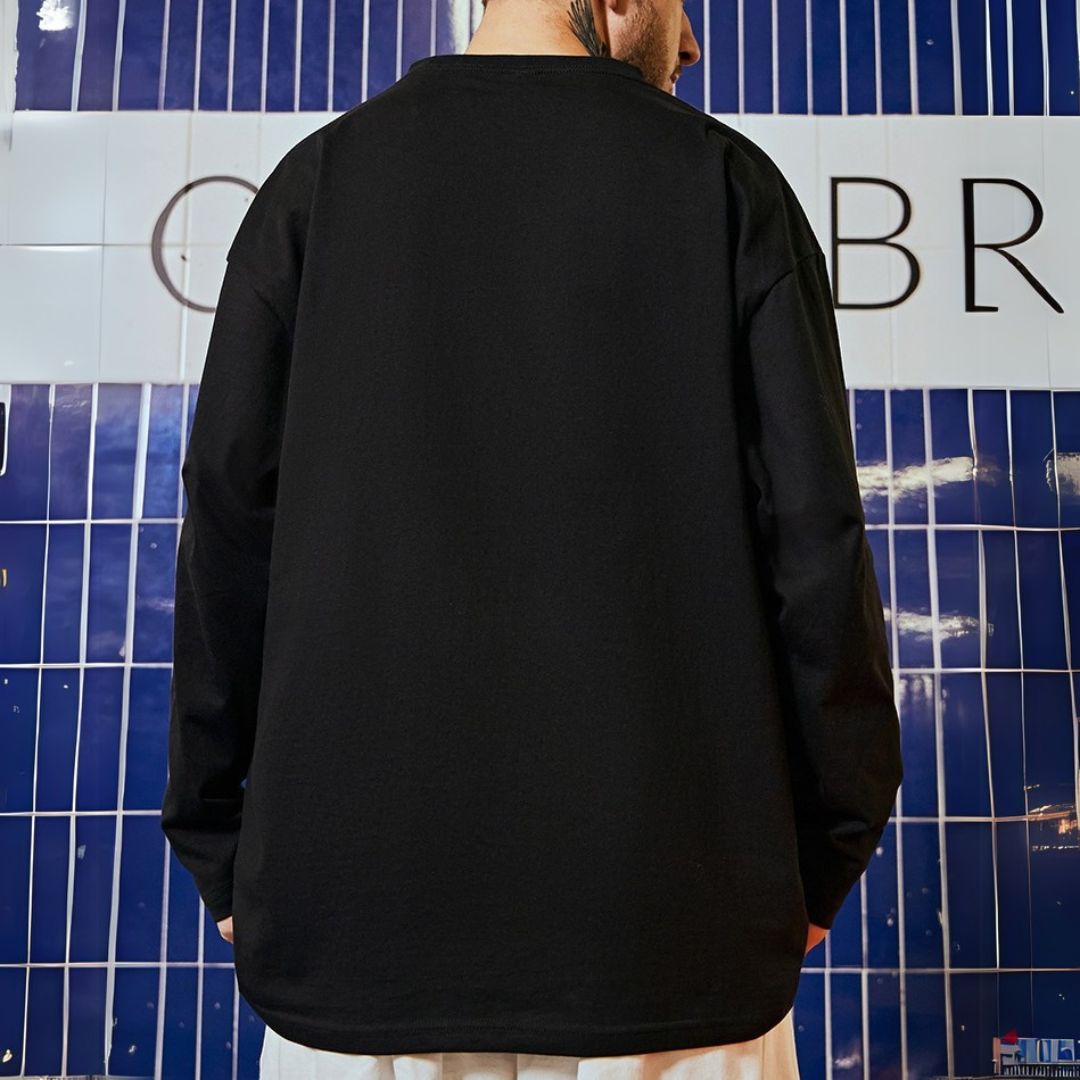 ラウンドネックプリント長袖Tシャツ U2282