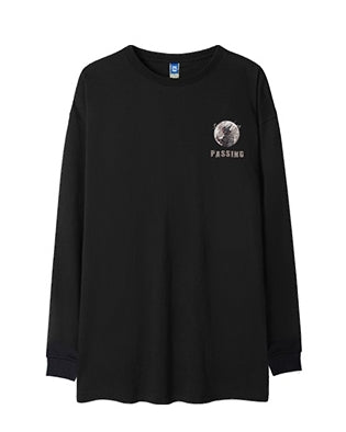 ムーンスペースグラフィック長袖Tシャツ U2371