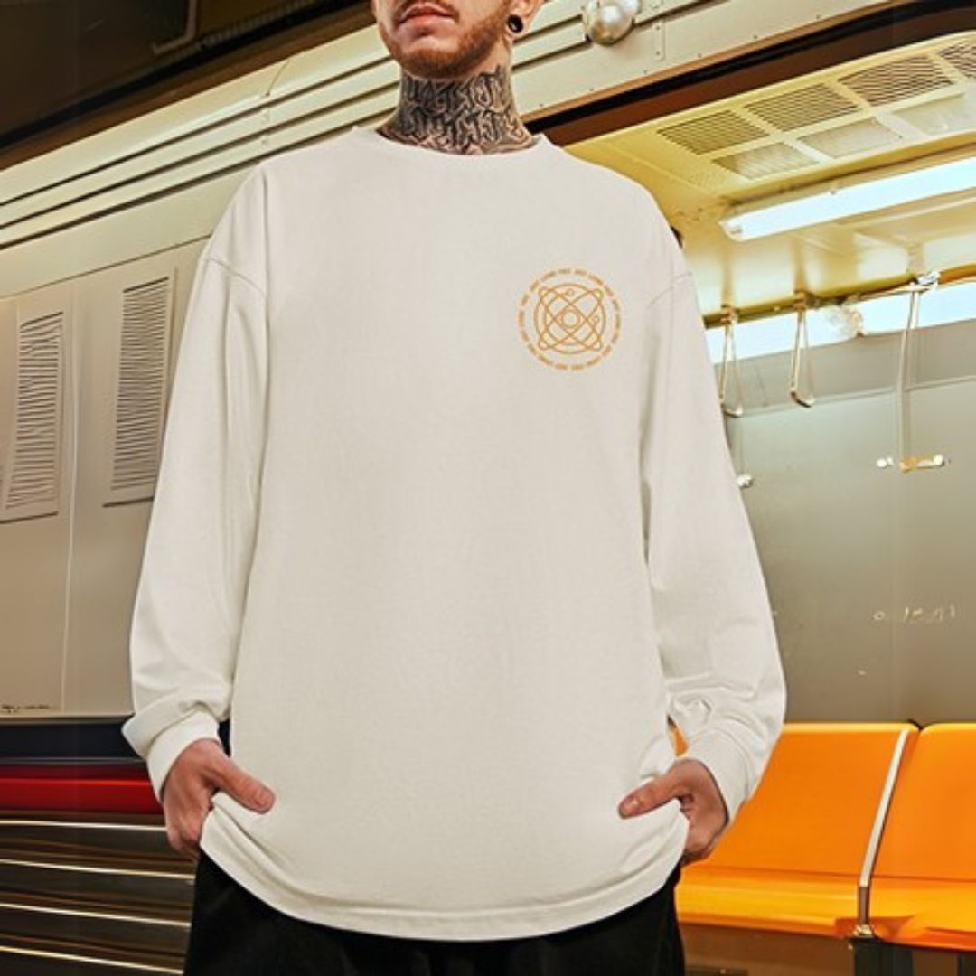 ムーンバックプリント長袖Tシャツ U2270