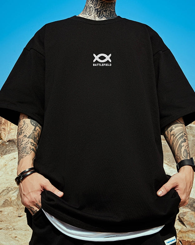 バトルフィールドグラフィック半袖Tシャツ U2169