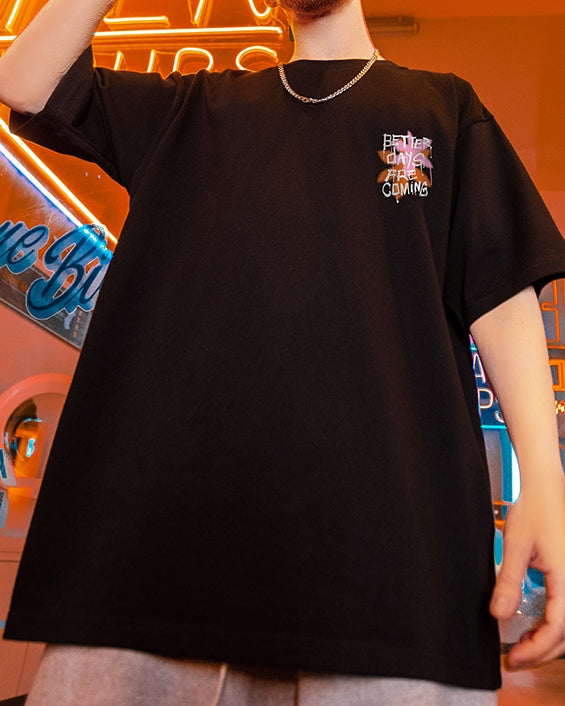 カラースプレーメッセージグラフィック半袖Tシャツ U2493