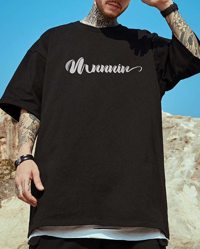 カリグラフィロゴフロント半袖Tシャツ U2138