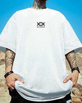 バトルフィールドグラフィック半袖Tシャツ U2169
