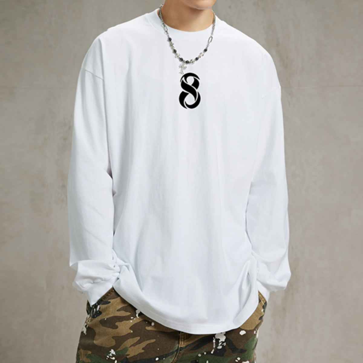 【OUTLET/即納】No.8 バックプリントルーズ長袖Tシャツ U1888