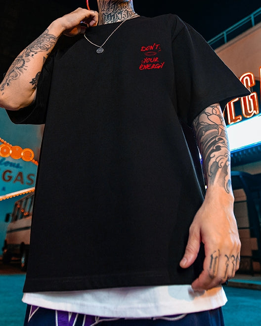 ビッグフォントアグレッシブロゴ半袖Tシャツ U2484