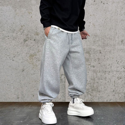 ミニマルシルエットスウェットパンツ U2552