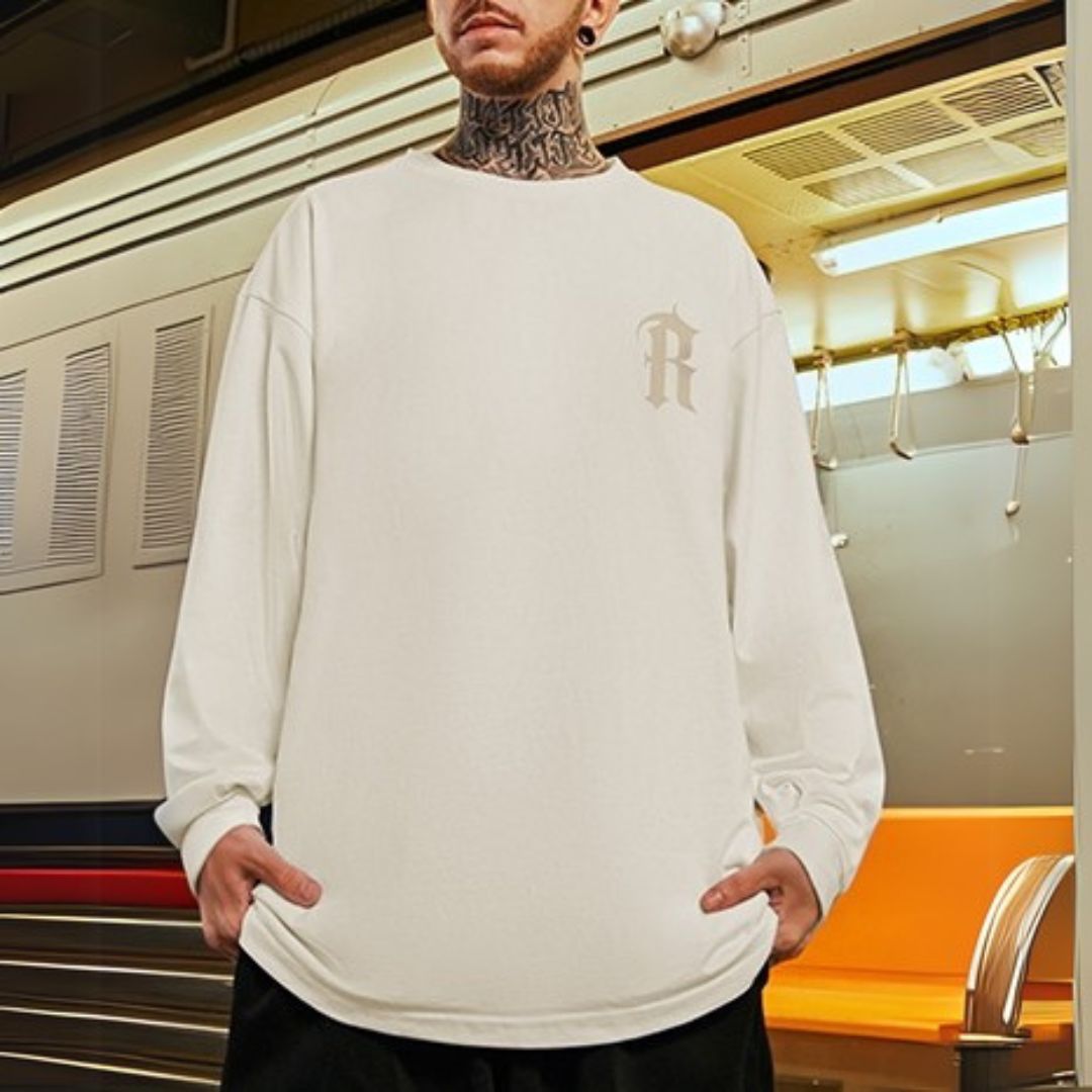 【OUTLET/即納】Rバックプリント長袖Tシャツ U2286