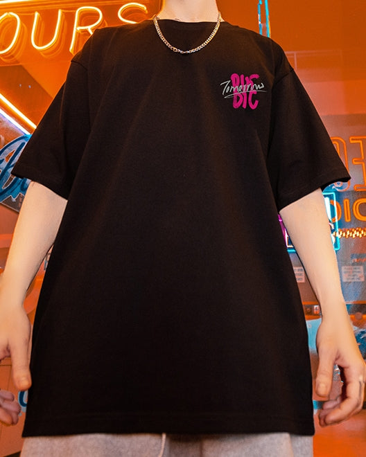 ビッグタイポストリートメッセージ半袖Tシャツ U2499