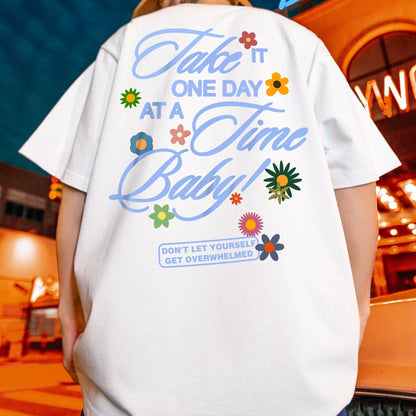 プリントフラワーモチーフルーズシルエット半袖Tシャツ U2600