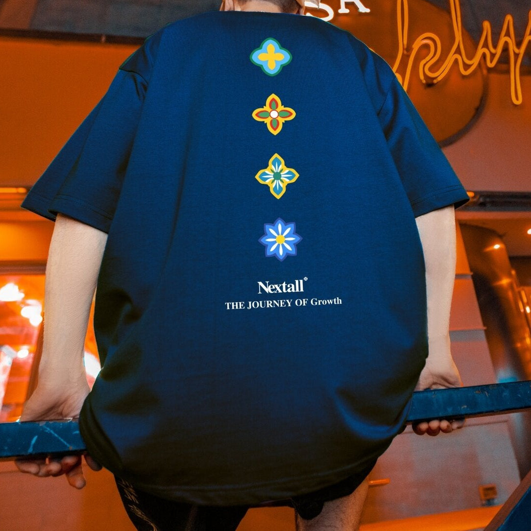 【OUTLET/即納】グラフィックバーティカルラインプリント半袖Tシャツ U2579