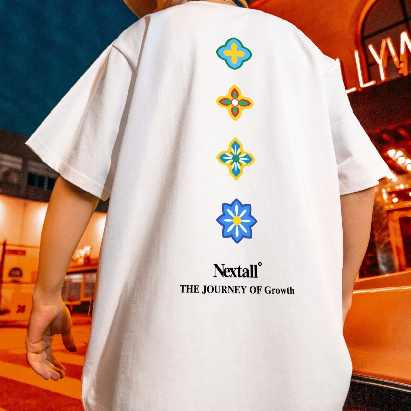 【OUTLET/即納】グラフィックバーティカルラインプリント半袖Tシャツ U2579