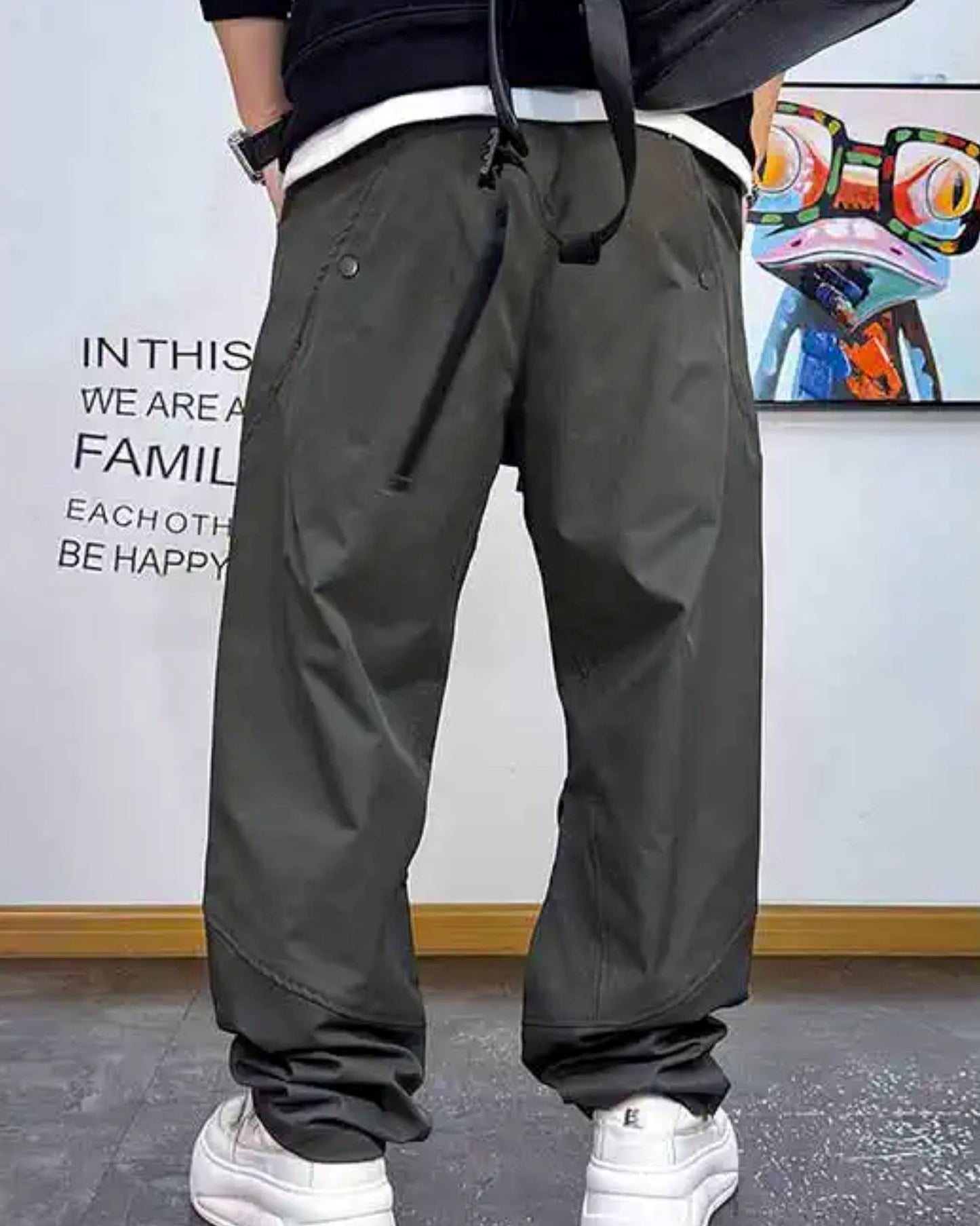 ルーズシルエットテックパンツ U2047